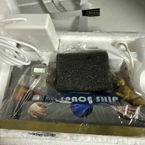 Lemax Rocket Ride The Space Ship Carnival Village #14341 RARE Brand New *READ - Picture 6 of 9